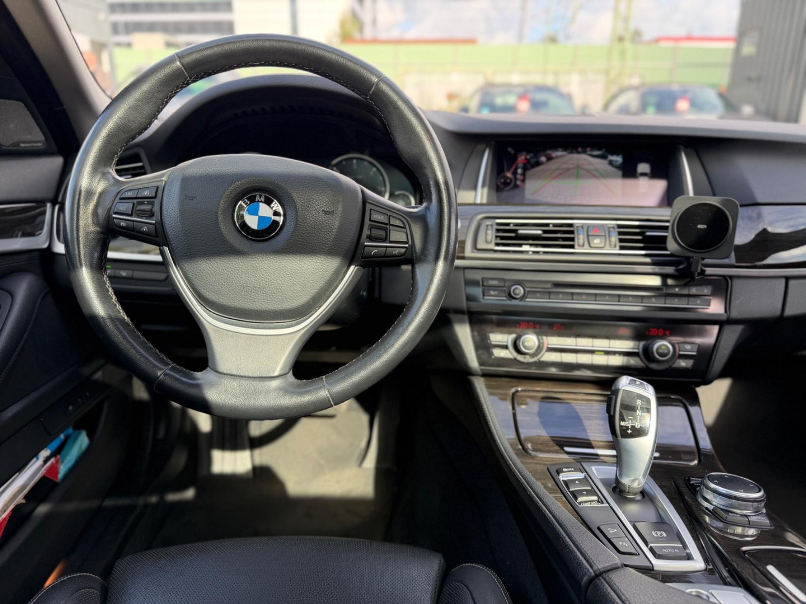 BMW 530 xDrive* H&K*HUD*PANO*LEDER*ACC*AHK*XENON*LED