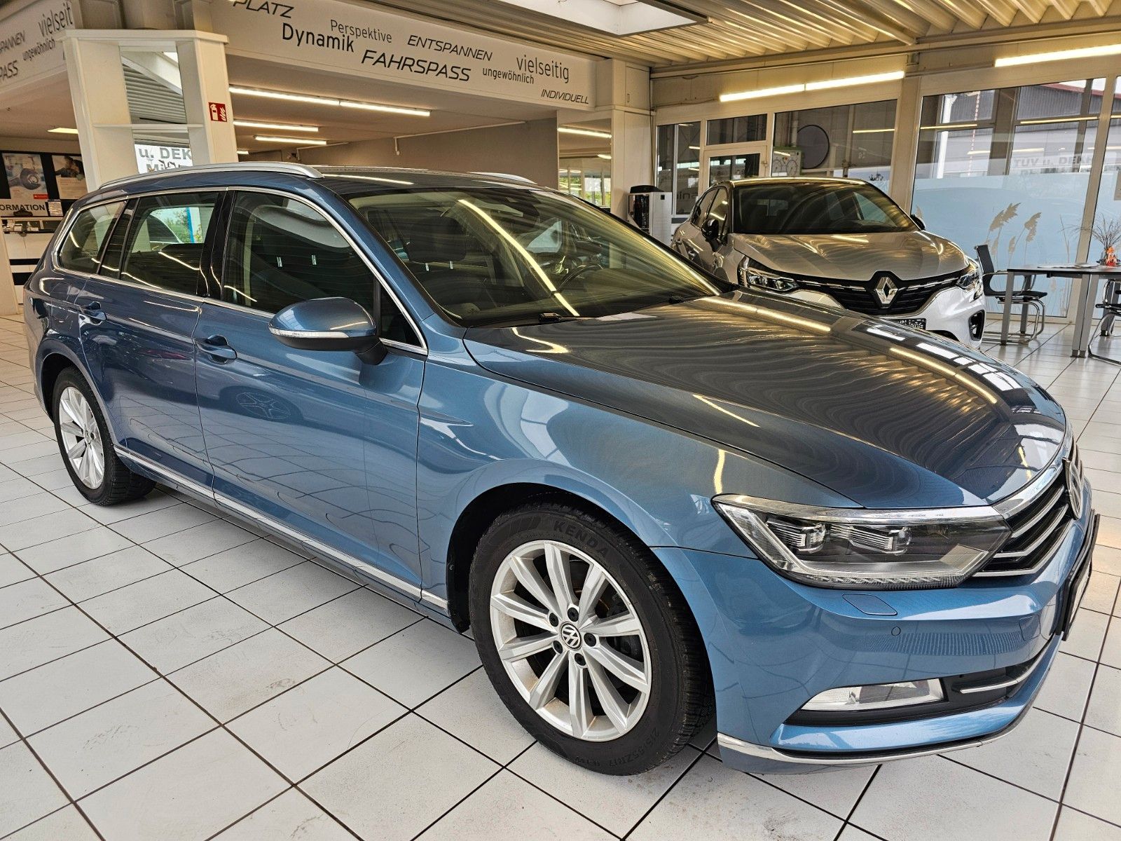 VW Passat Variant, DSG, LED, NAVi