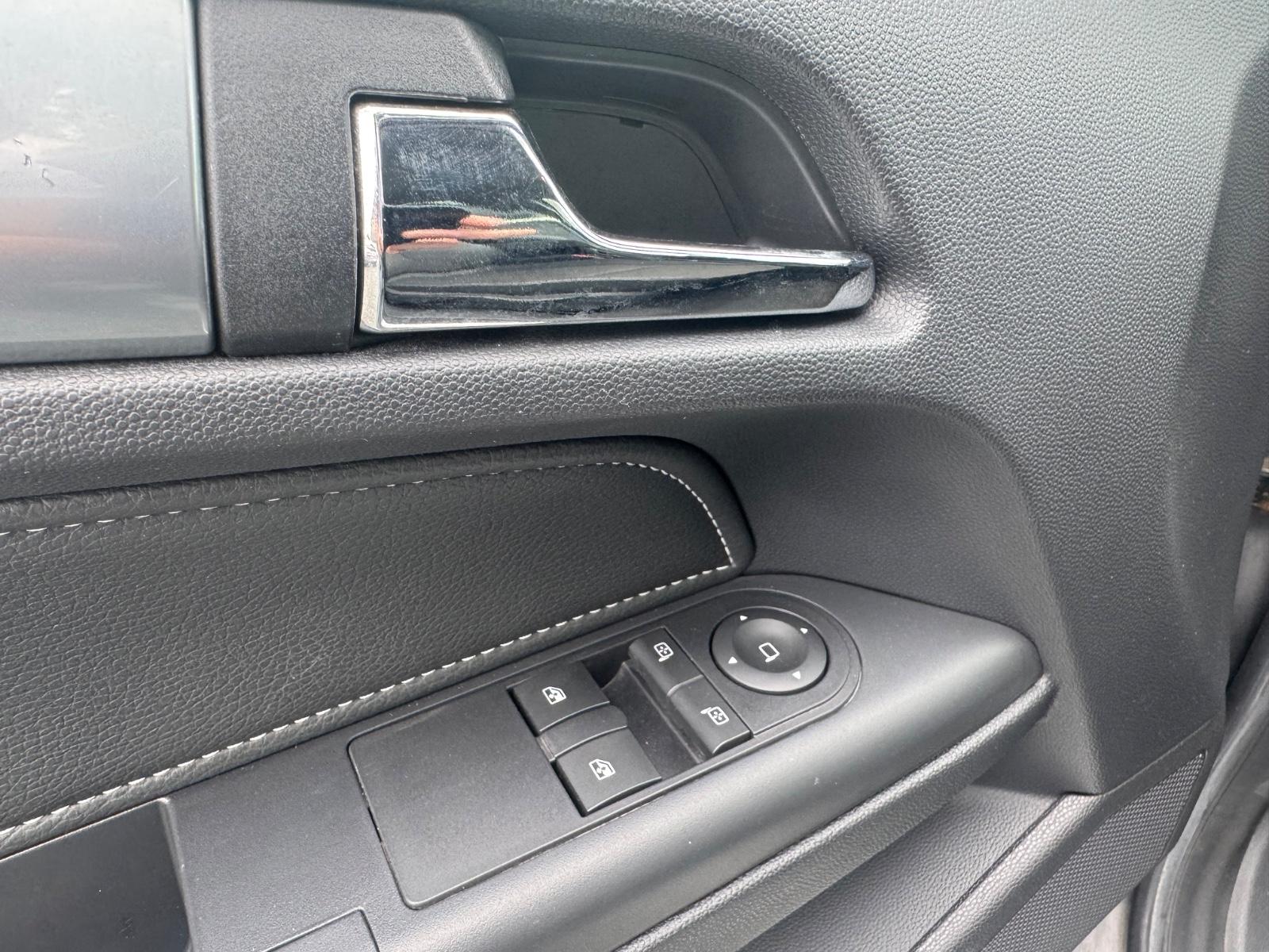 Opel Astra 2009 — photo 9