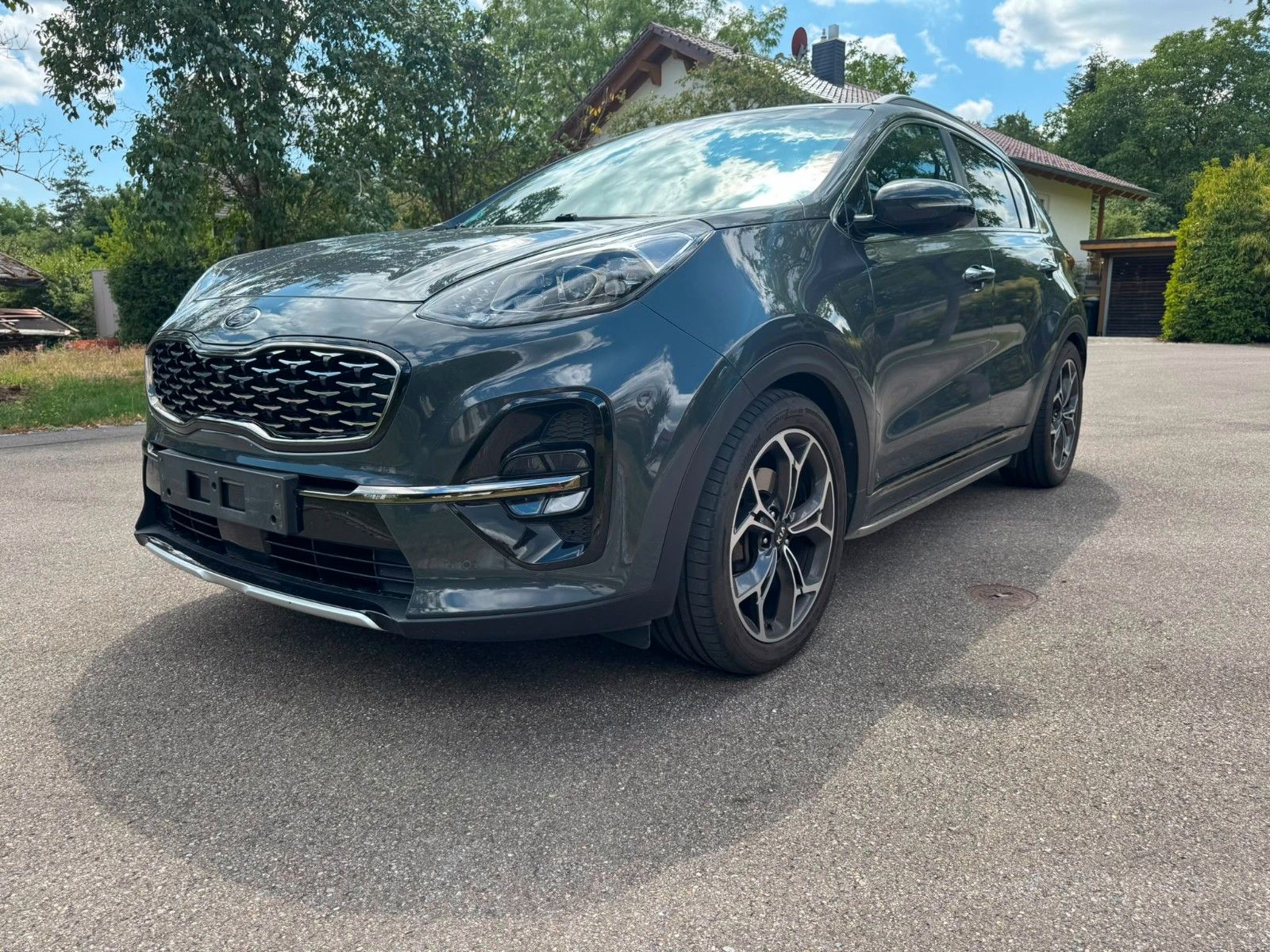 Fahrzeugabbildung Kia Sportage 1.6 T-GDI DCT 4WD GT line