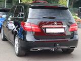Mercedes-Benz B200 7G-DCT LED Navi Kamera AHK 1.Hand - Mercedes-Benz B-Klasse Gebrauchtwagen in Dresden