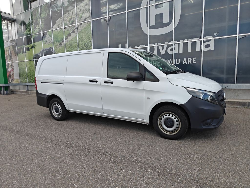 Image of Mercedes-Benz Vito