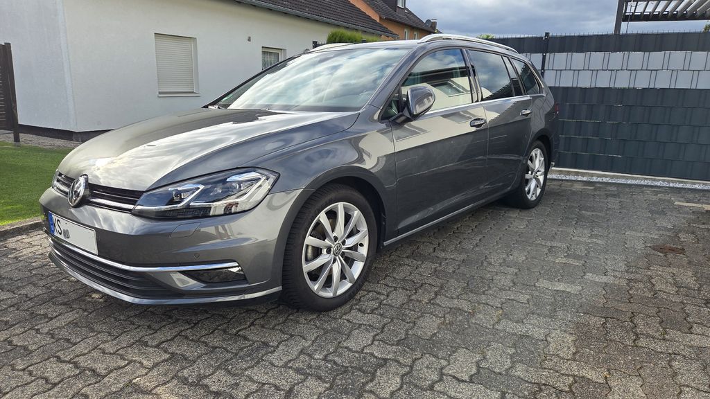 Image of Volkswagen Golf