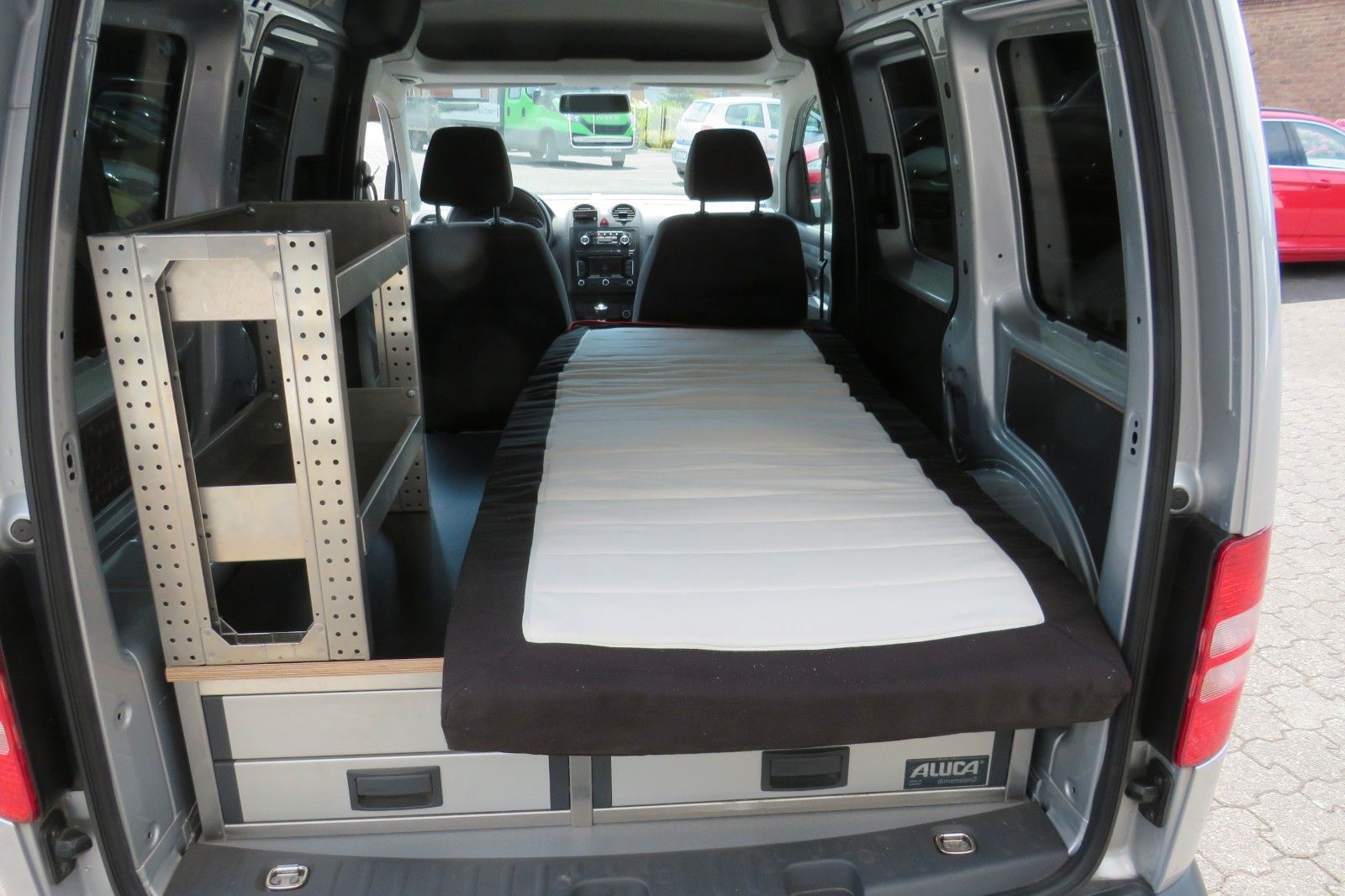 Fahrzeugabbildung Volkswagen Caddy TDI WoMo KLIMA GRA AHK NAVI
