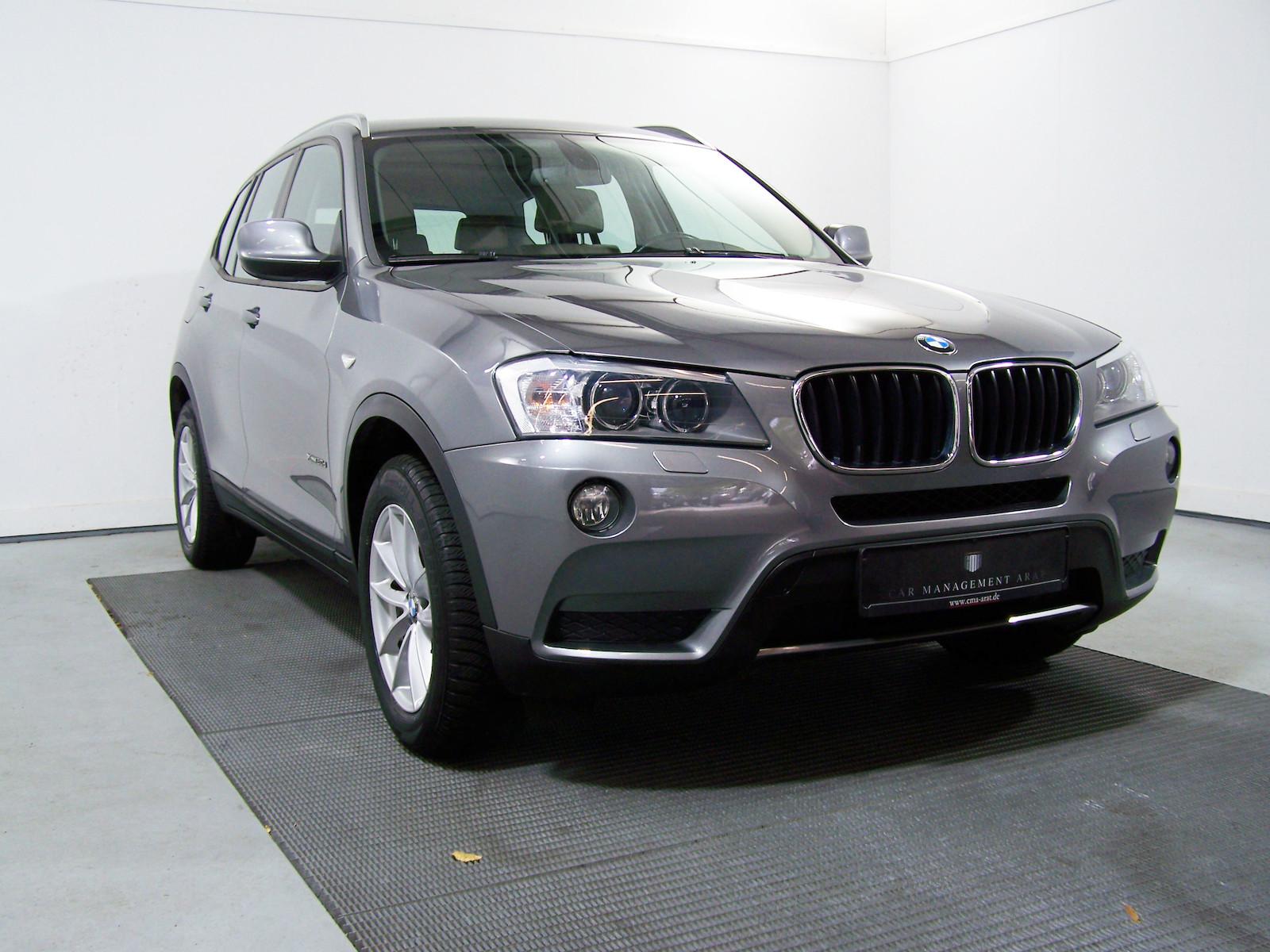 BMW X3 xDrive 20 d AUT PANORAM+BI-XEN+LEDER+ACC+SHZ