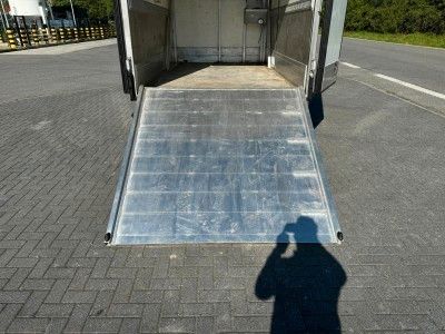 Fahrzeugabbildung Volkswagen T5 Transporter Koffer Kühlkoffer