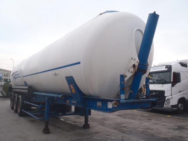 Spitzer SILO 60M³ tipper silo semi trailer