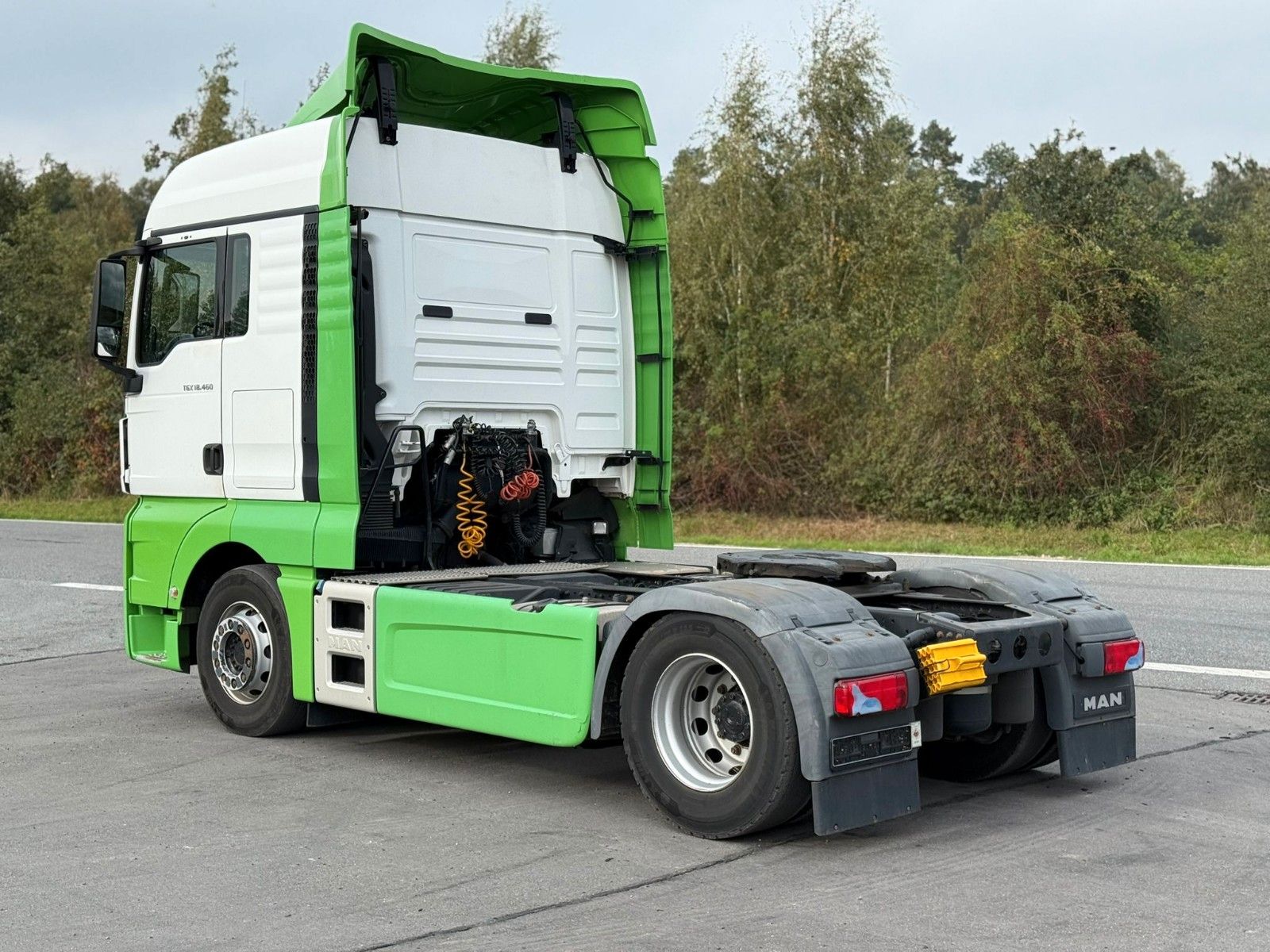 Fahrzeugabbildung MAN TGX 18.460 4x2 Retarder 2x Tank