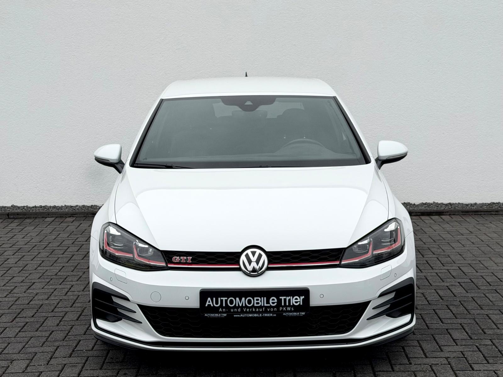 Volkswagen Golf 7 Lim. GTI Performance /LED/CAM/CARPLAY/