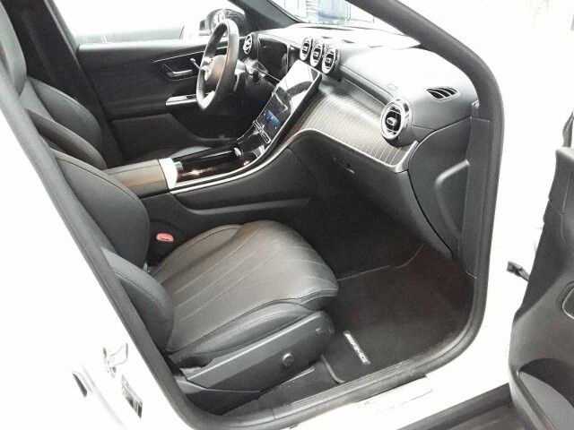 Fahrzeugabbildung Mercedes-Benz GLC 300e 4M AMG+Pano+Memory+360 +TotW+Night