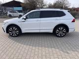 Volkswagen Tiguan Allspace R-Line 4Motion Garantie 2028 - gebrauchte VW Tiguan Allspace aus dem Jahr 2023