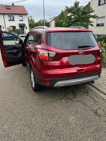 Ford Kuga 1,5 EcoBoost 4x2 88kW COOL & CONNECT CO...