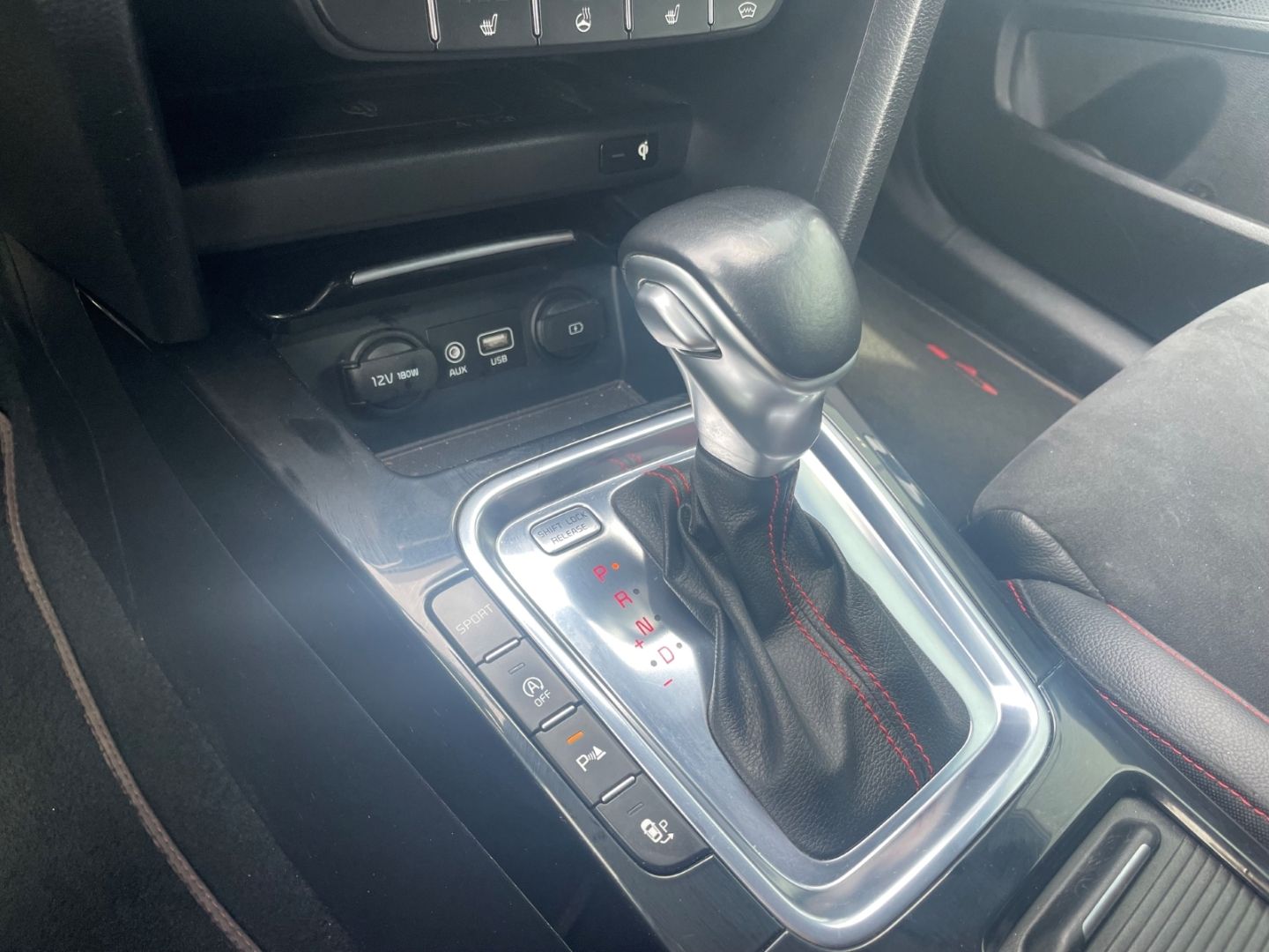 Fahrzeugabbildung Kia ProCeed GT heizb WSS totWinkAss LED Kamera