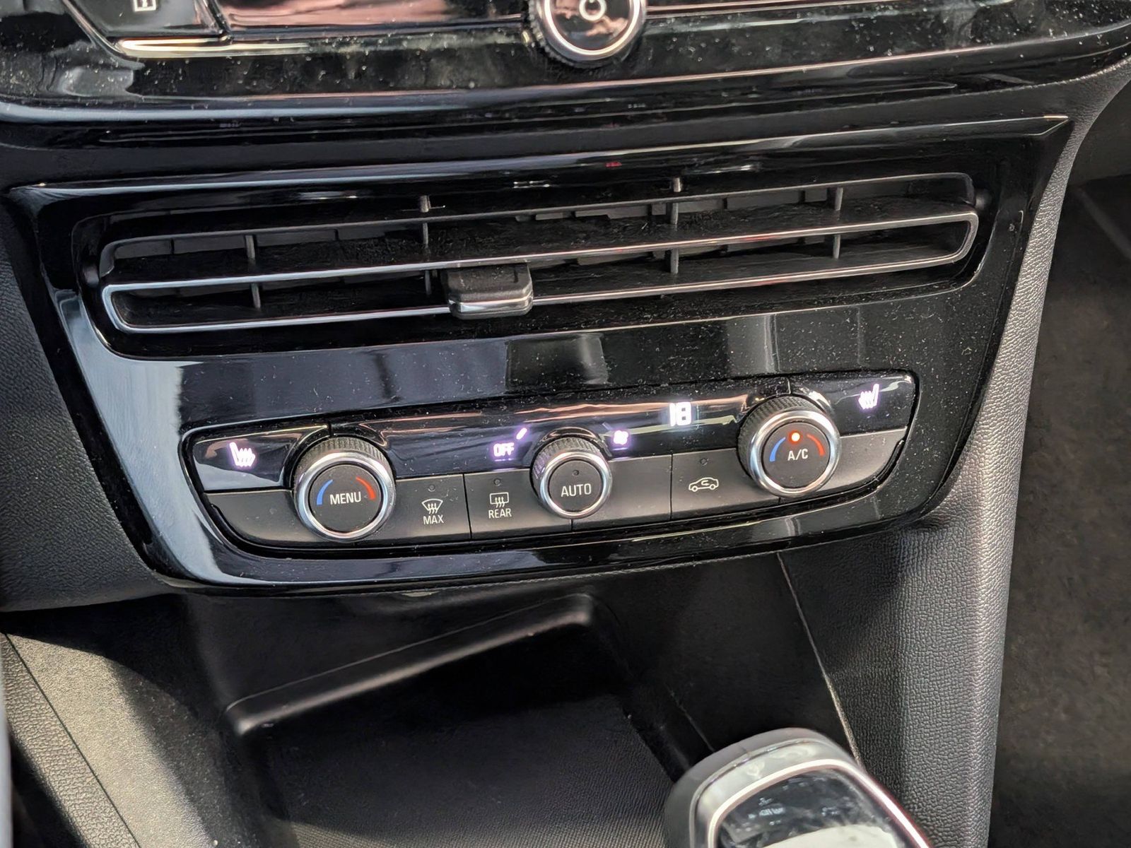 OPEL Mokka  1.2 Turbo GS AHK SHZ CarPlay Kamera – Bild 19