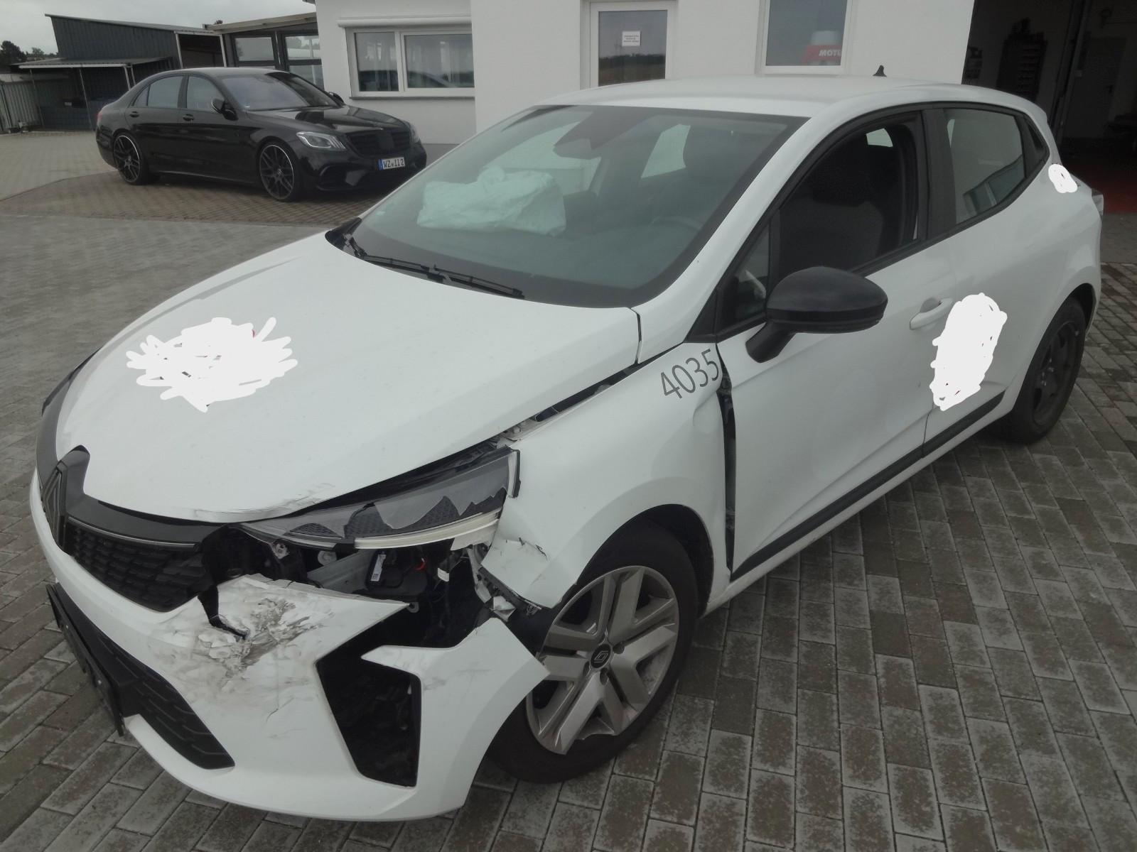 Renault Clio 1.0 TCE Evolution Euro 6e Navi LED PDC