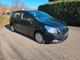 Toyota Verso 2 0 D-4D - Toyota Verso: Kombi