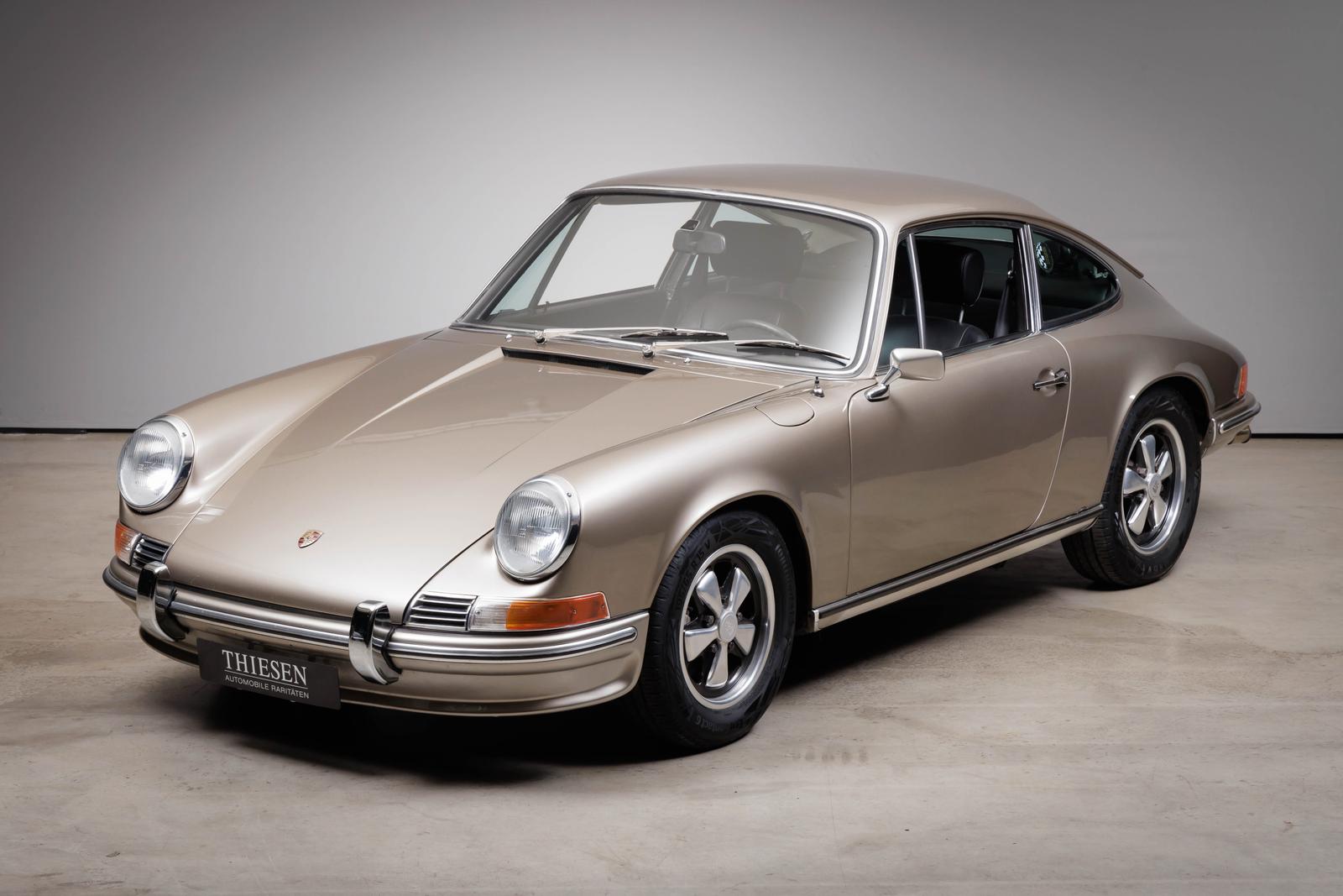 Porsche 911 2,4l Coupé "Ölklappe"