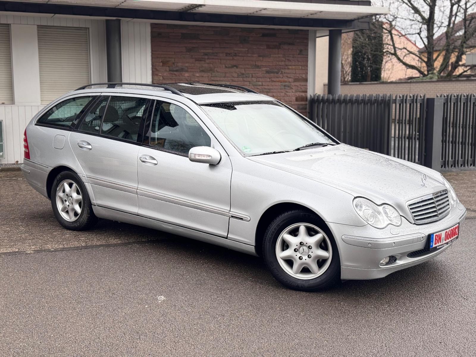 Mercedes-Benz C 200 C T-Modell C 200 T Kompressor