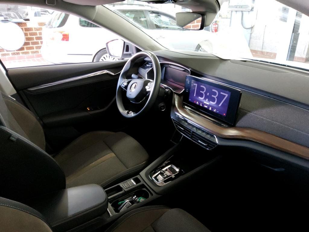 Fahrzeugabbildung SKODA Octavia Combi 2.0 TDI DSG Scout 4x4/AHK/ACC/CAM/