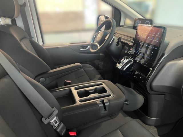 Fahrzeugabbildung Hyundai STARIA Trend Hybrid 2WD 1.6 T-GDI EU6e Navi Digi