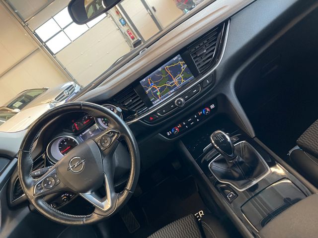 Opel Insignia Grand Sport*NAVI*KAMERA*LED*CARPLAY*