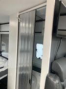 Adria Twin Supreme 600 SPB Automatik 1. Hand