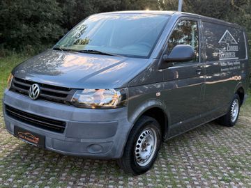 Volkswagen T5 Transporter - 2