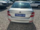 Skoda Octavia Lim. Ambition 1.4 KLIMA SITZHEIZUNG - Skoda Octavia mit Benzin-Antrieb: Limousine, 1.4