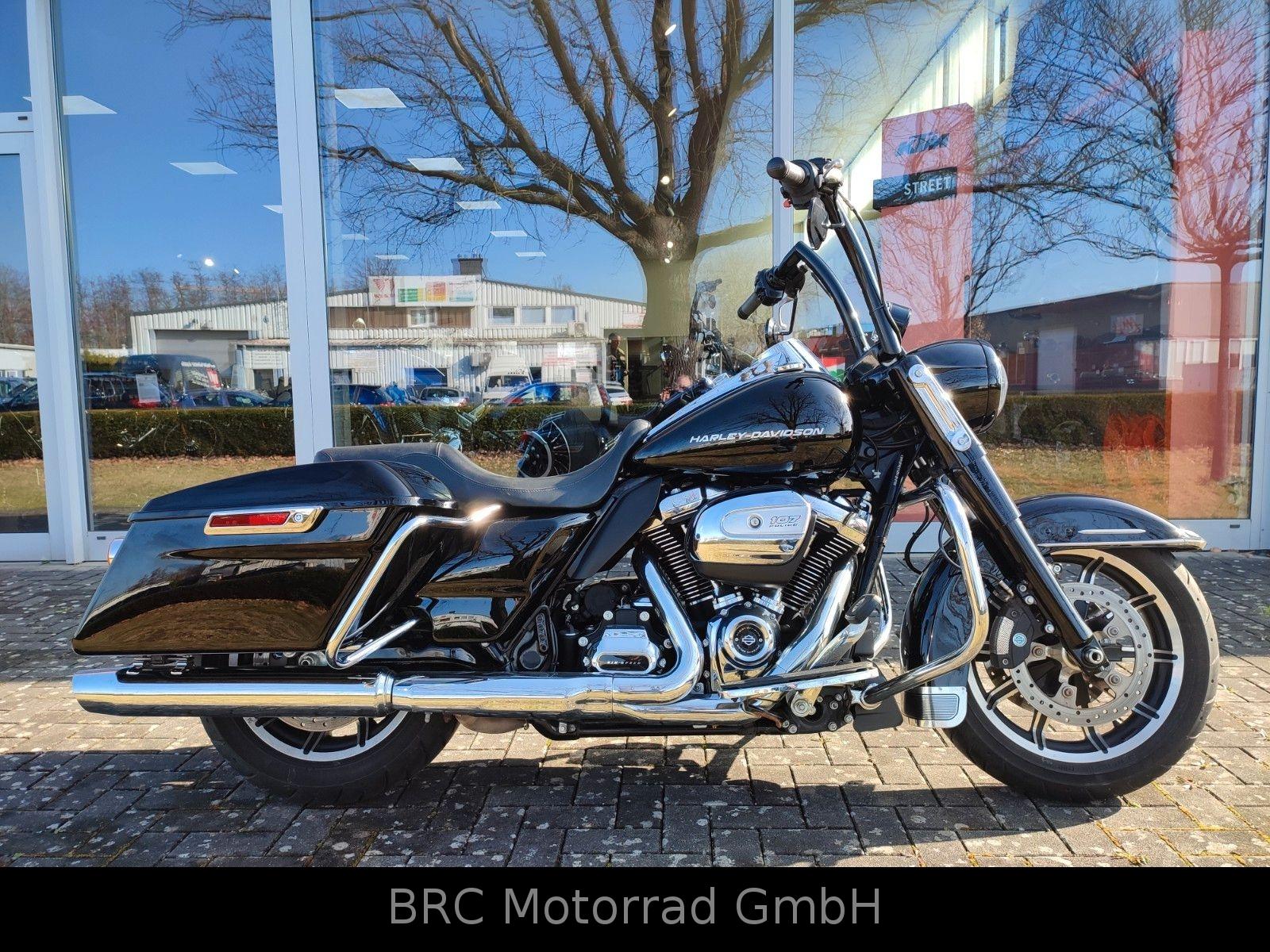 Harley-Davidson FLHP Police Road King 2018 M8 107