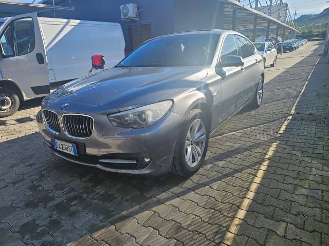 BMW 530D GT CON BATTITO AL MOTORE 02/2010