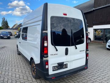 Renault Trafic - 9