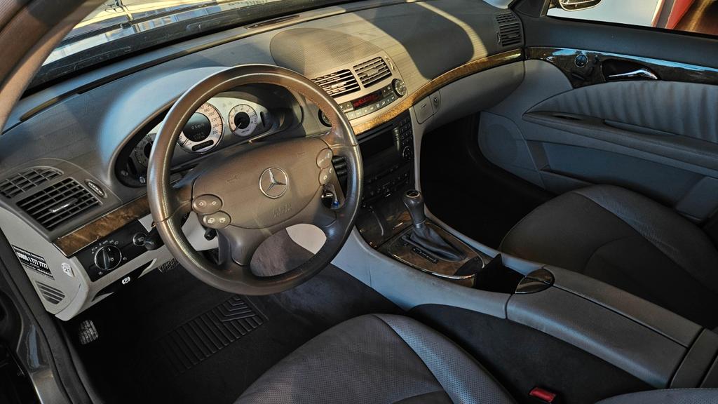 Mercedes-Benz E 280