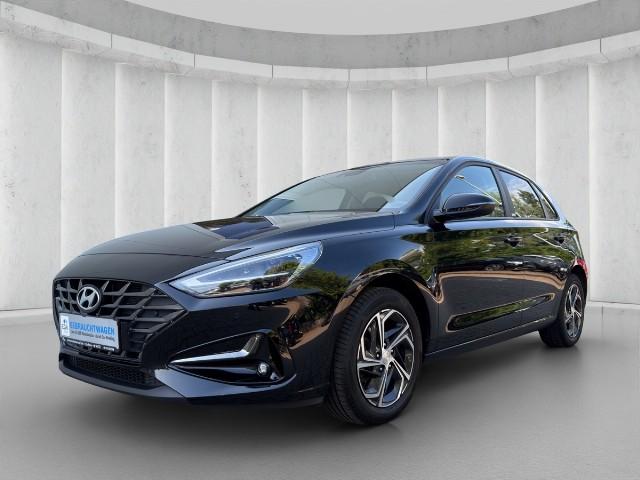 Hyundai i30 INTRO 1.5 i Klima*Navi*LED