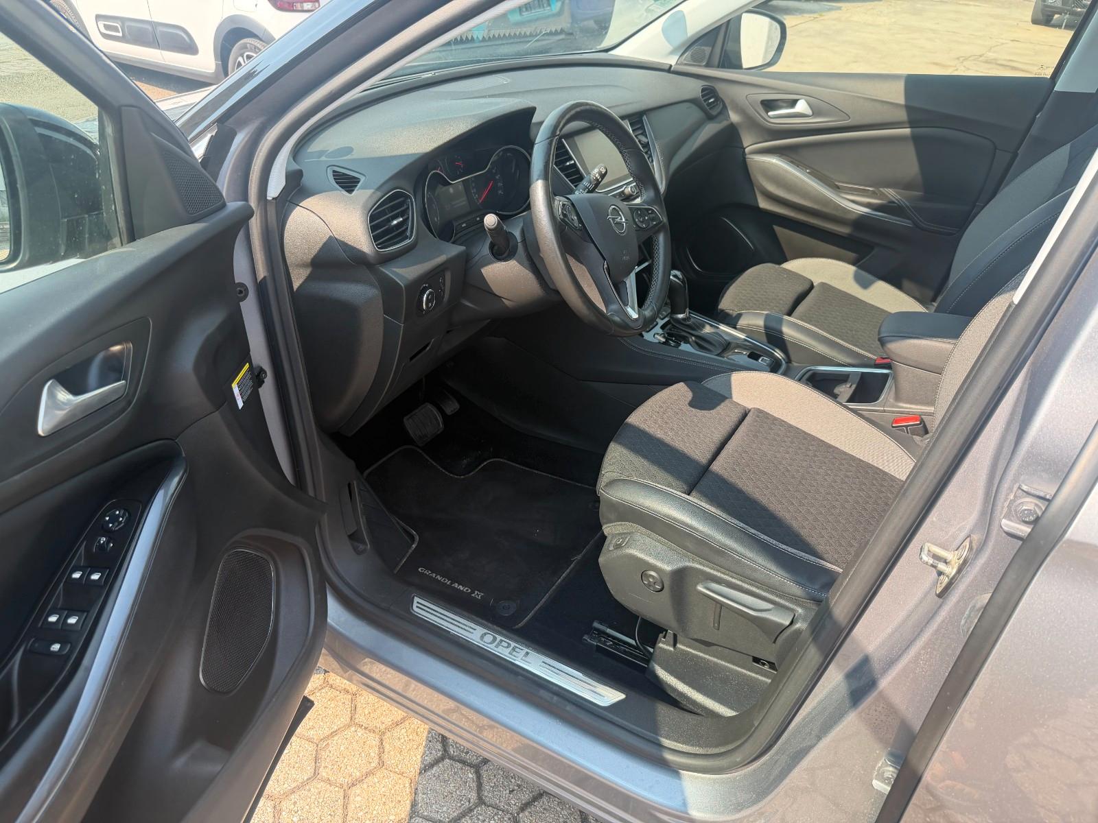 Opel Grandland (X)*Auto*Navi*RFK*Pano*AHK*LED*TÜV*Gar