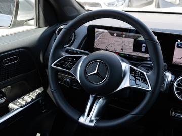 2025 Mercedes-BENZ EQB — фото 10