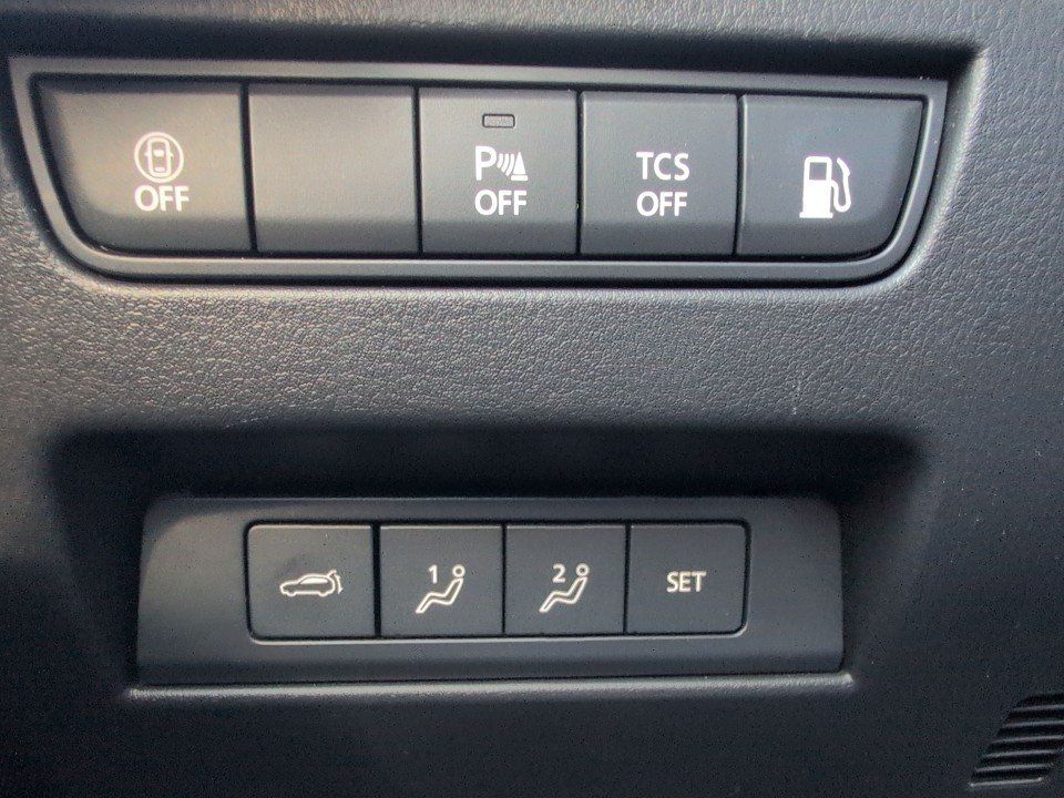 Fahrzeugabbildung Mazda CX-60 PHEV HOMURA ALLE-PAKETE PANO GARANTIE-9.28