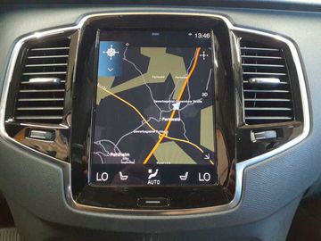 Volvo XC90 - 12