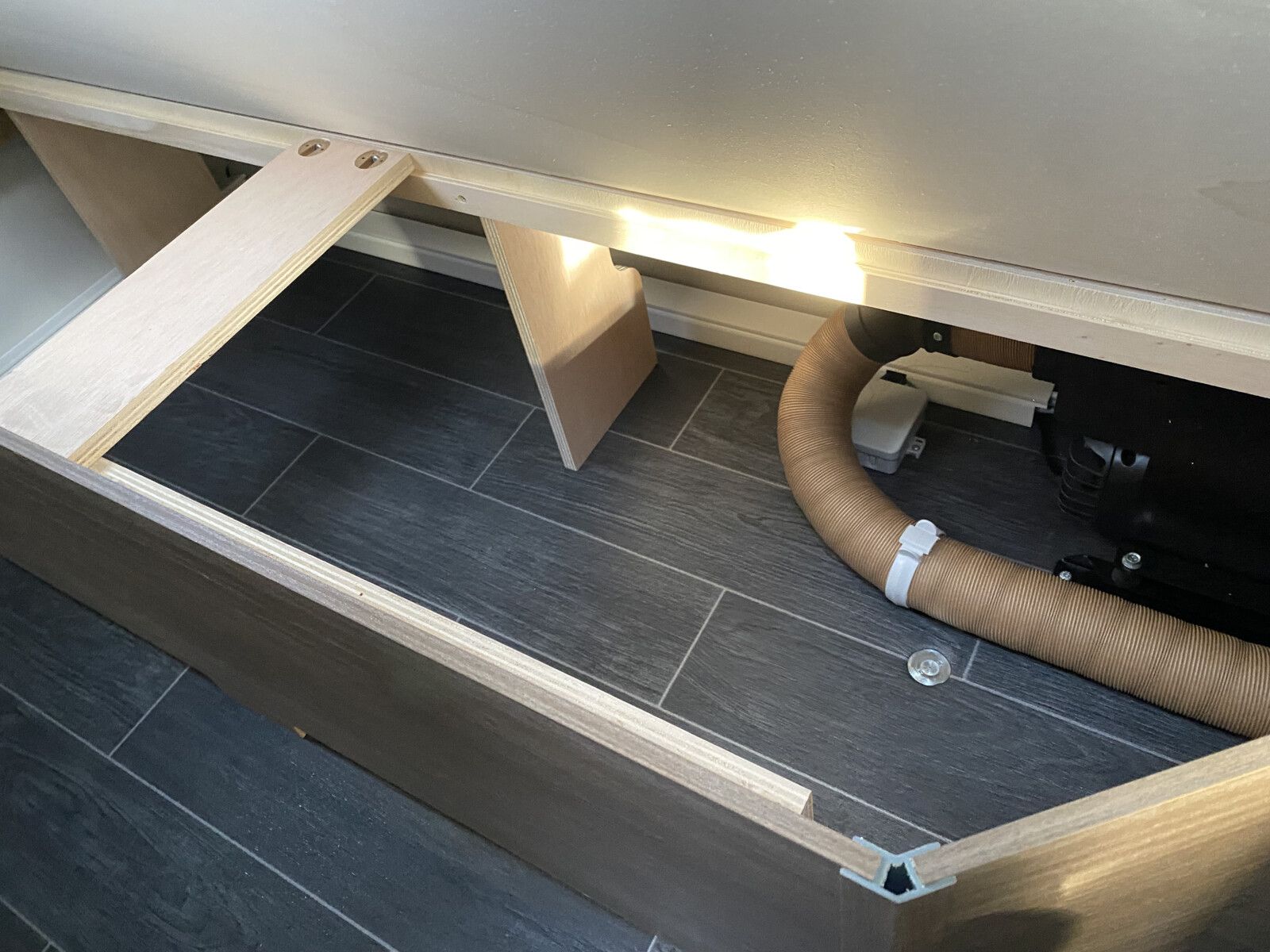 Fahrzeugabbildung Tabbert Senara 460 E 2.3