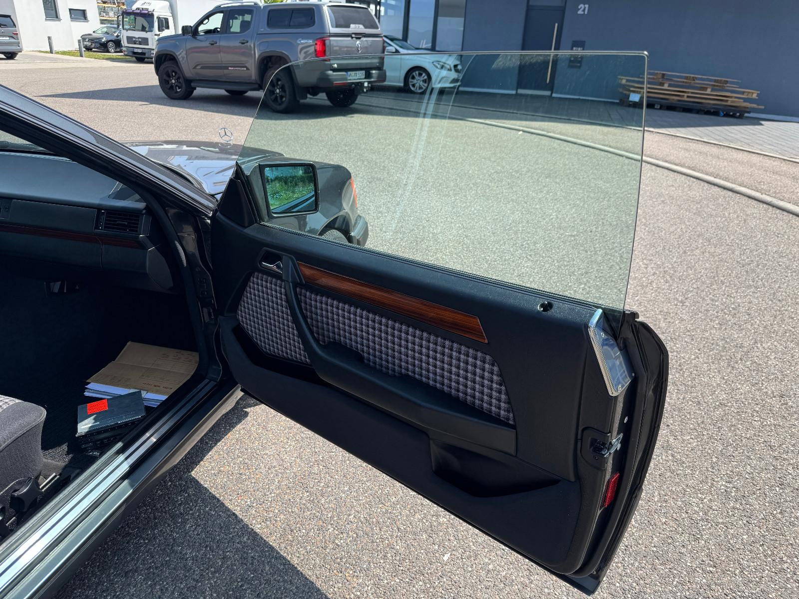 Mercedes-Benz CE 220 W124 Coupe Automatik Klima 1.Hand Tüv 28