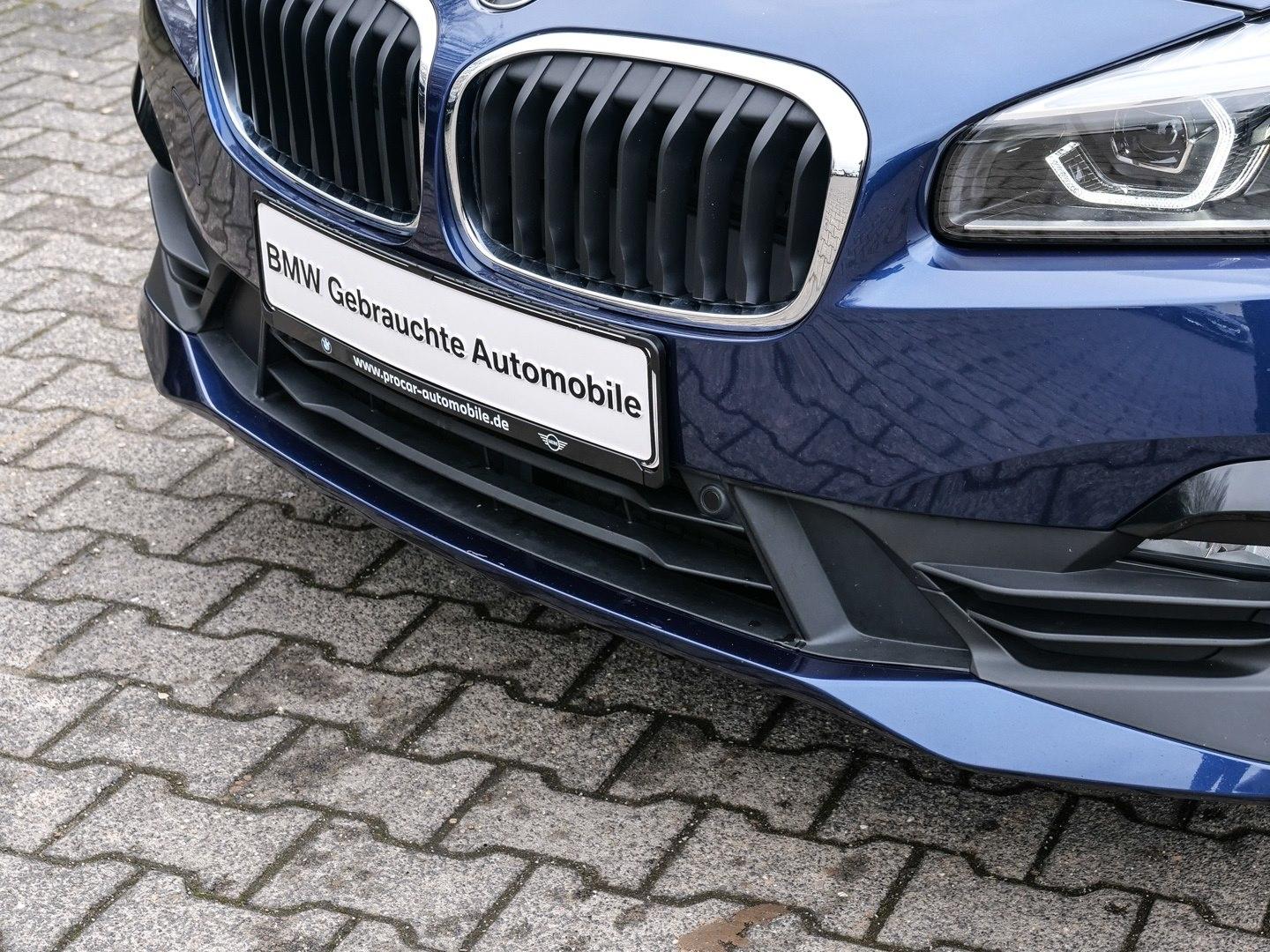 BMW 218i AHK PA LED LRH NAVI