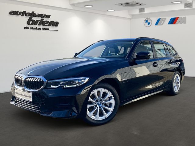 BMW 330e Touring, Advantage, HYBRID