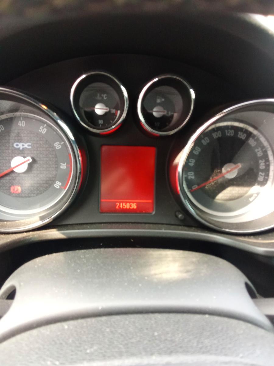Opel Insignia Sports Tourer OPC 2.8 V6 Turbo 4x4 ...