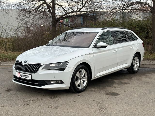 Skoda Superb 1.6TDi DSG KAMERA+PDC BiXenon NAVI AHK