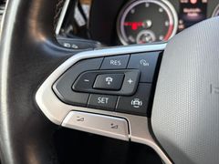 Fahrzeugabbildung Volkswagen T6.1 Multivan Generation Six Leder Navi LED 1.Ha