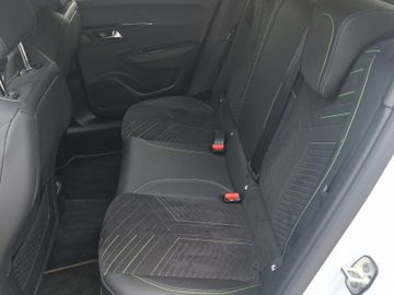 Peugeot 2008 GT 1.2 PureTech 130 360+AHK+Kam.+KeyLess+SD