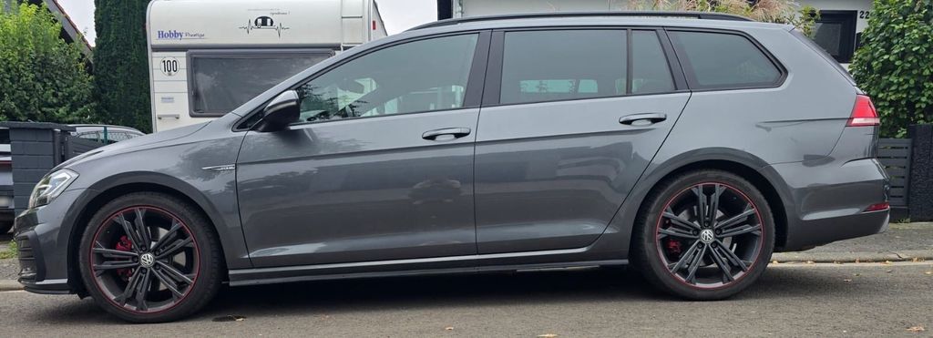 Image of Volkswagen Golf