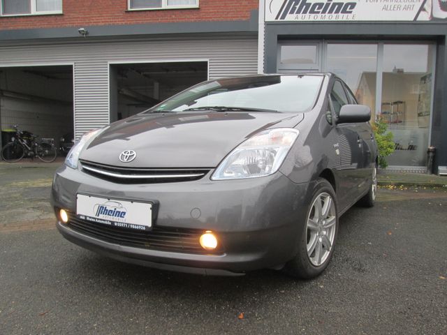 Toyota Prius Sol * 1. Hand * Scheckheft *W+S Reifen