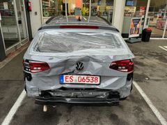 Fahrzeugabbildung Volkswagen Passat Variant 2,0 TDI DSG Unfall  Airbag`s O.K.