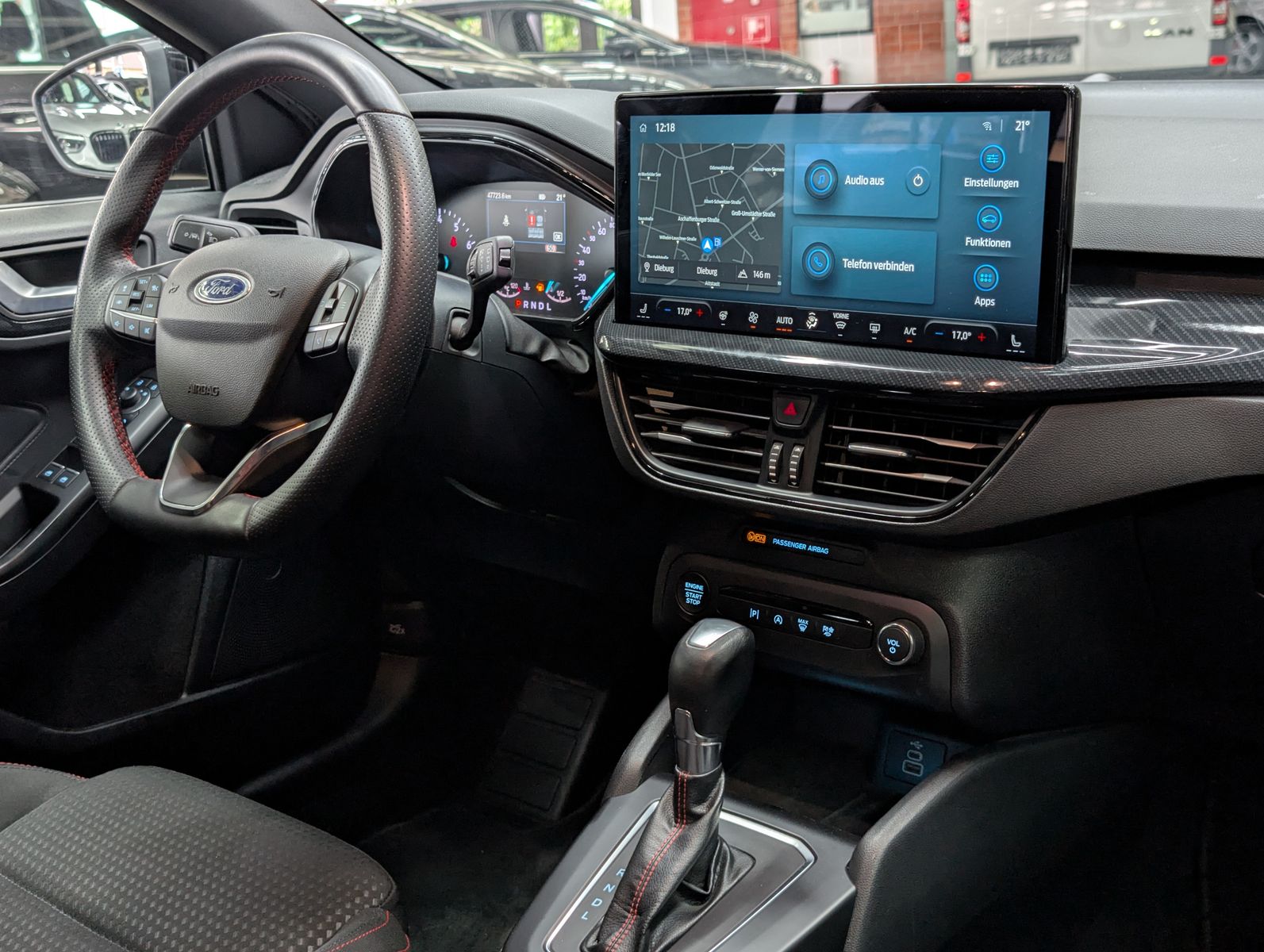 Fahrzeugabbildung Ford Focus 1.0 EB ST-Line ACC LED KAM WINTER Styling