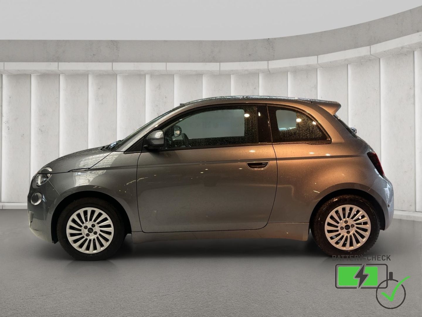 Fiat 500e Basis Apple CarPlay Android Auto Klimaautom imagem 3